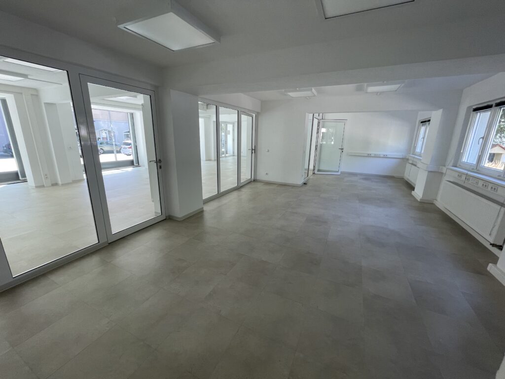 WG Aufbau Merseburg Gewerbeobjekt Burgstr. Innen 1