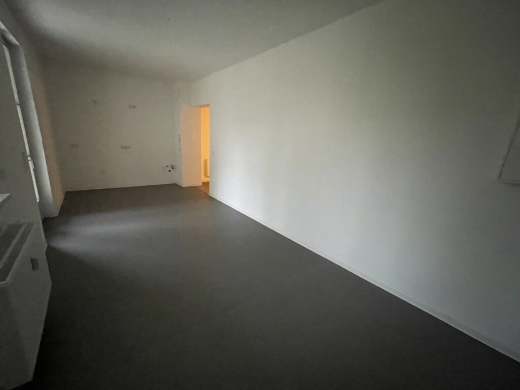 WG Aufbau Merseburg Nebenraum