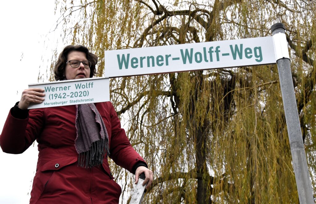 WG Aufbau Merseburg Einweihung Werner-Wolff-Weg